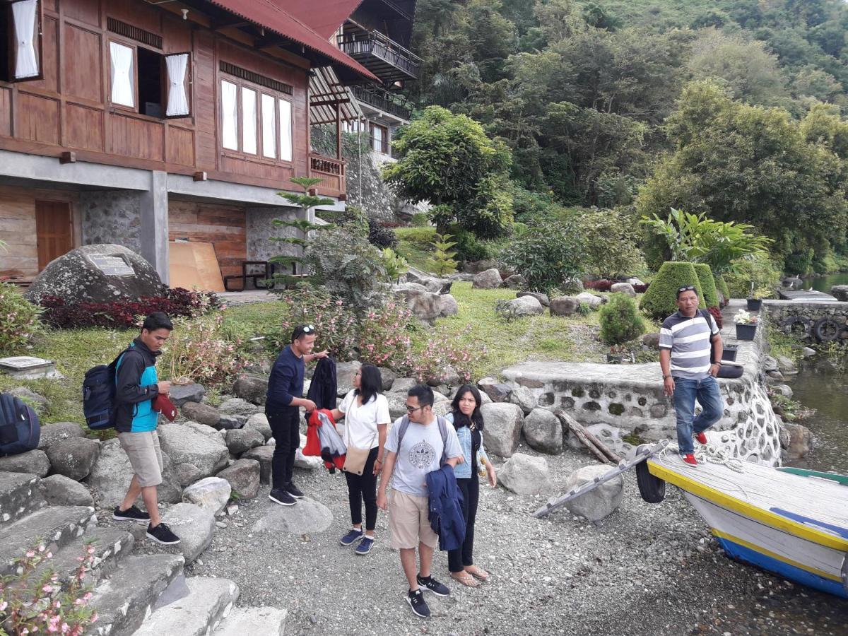 Pondok Berata Dapdap Balige Eksteriør bilde