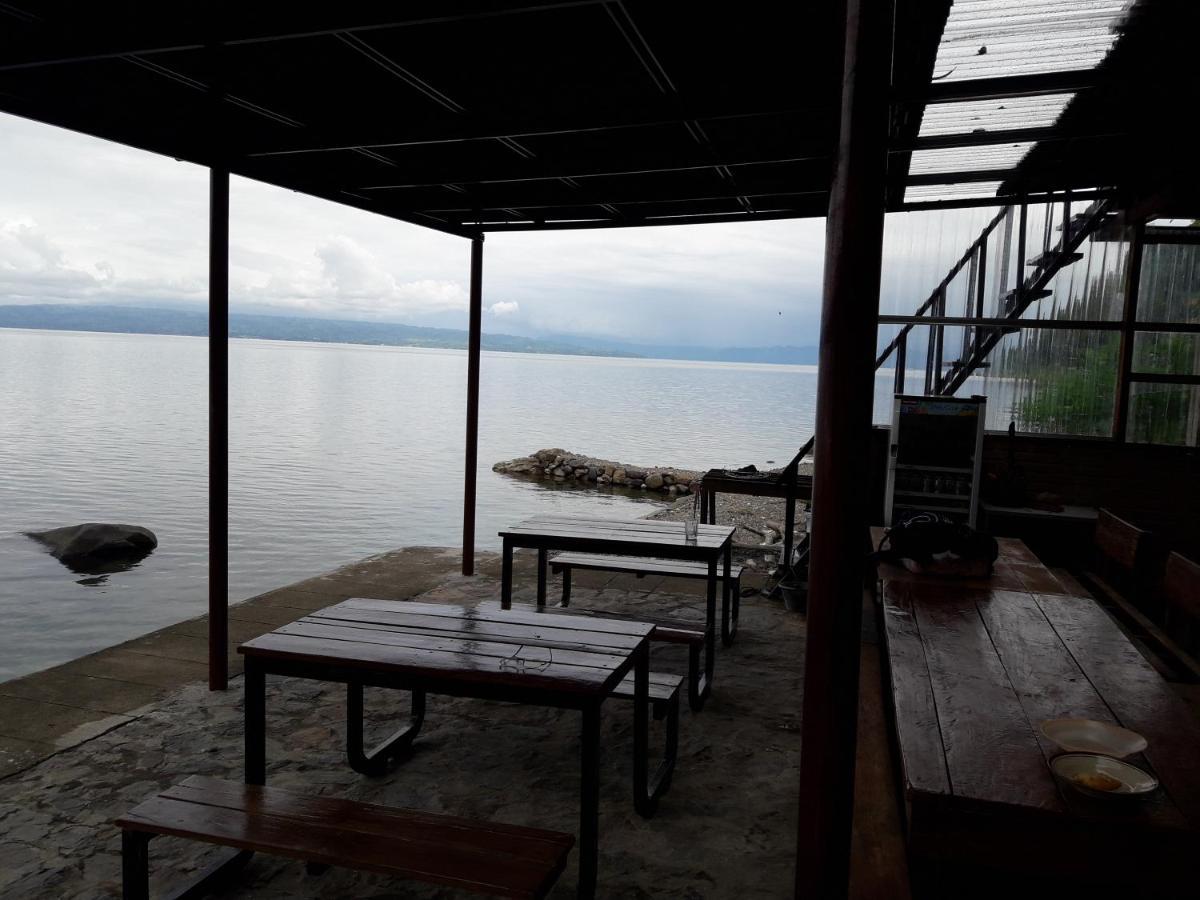 Pondok Berata Dapdap Balige Eksteriør bilde