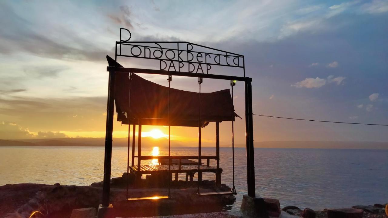 Pondok Berata Dapdap Balige Eksteriør bilde